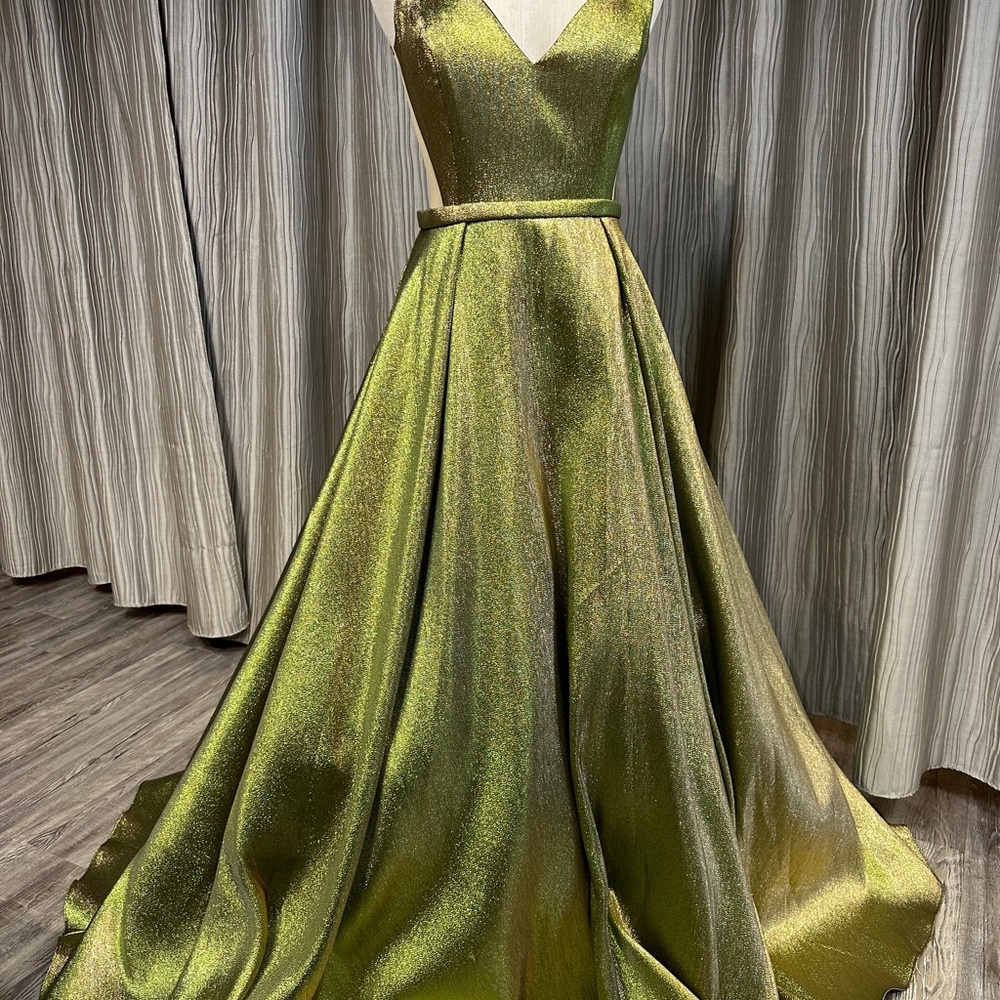Jovani (JVN) Green/Gold ballgown size 14